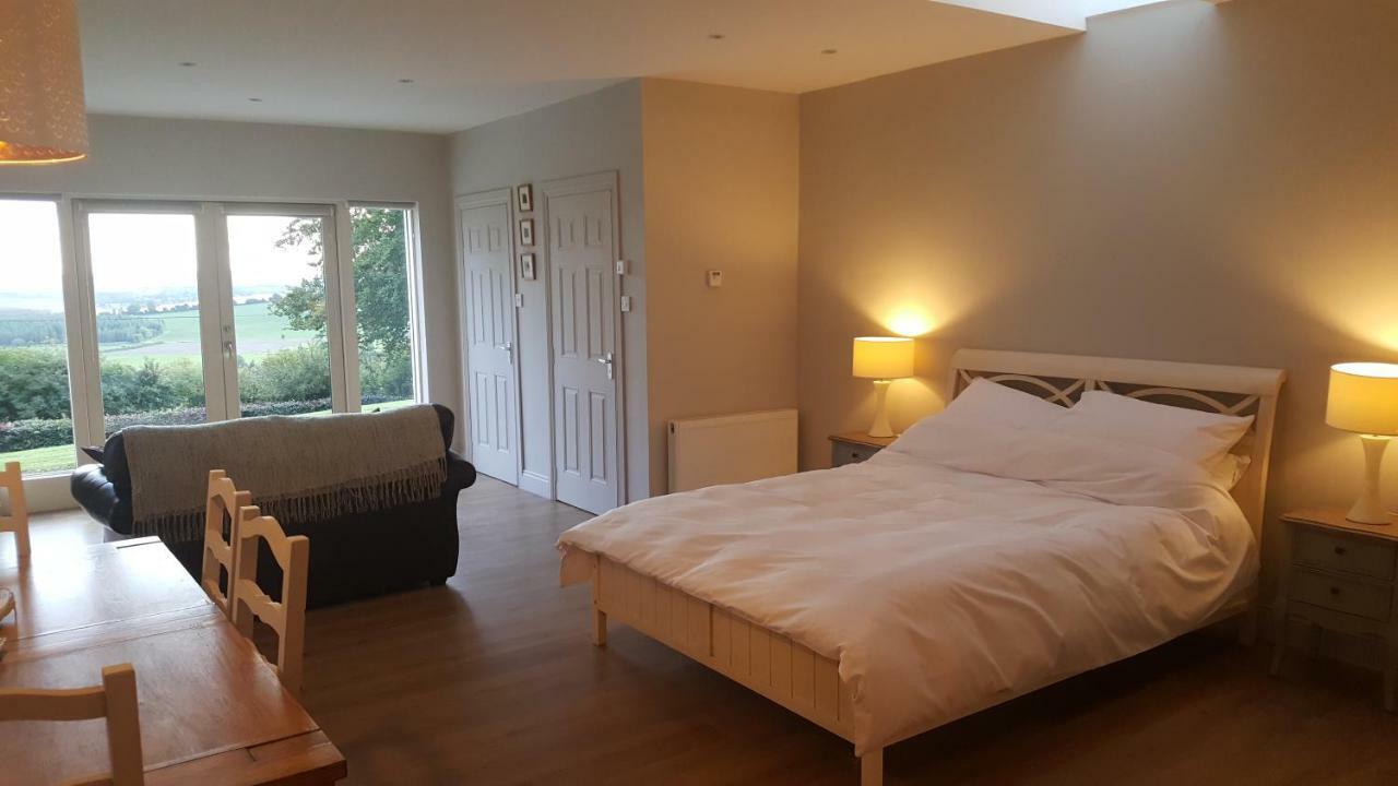 Apartament Ballinacarrick Ballynacarrick Upper Zewnętrze zdjęcie